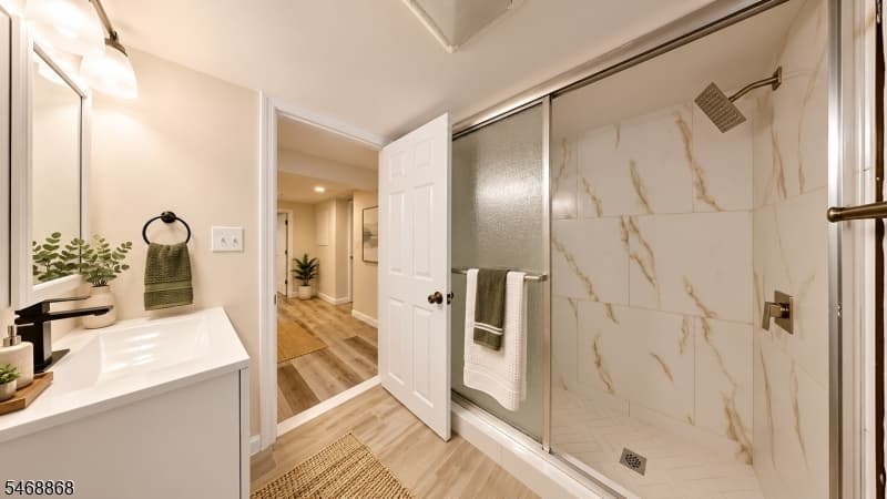136 W Colfax Ave, Roselle Park Boro photo 14