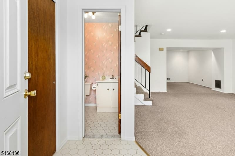 12 Wareham Ct, Scotch Plains Twp. photo 13