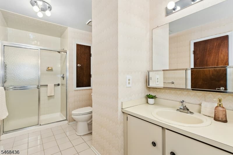 12 Wareham Ct, Scotch Plains Twp. photo 21