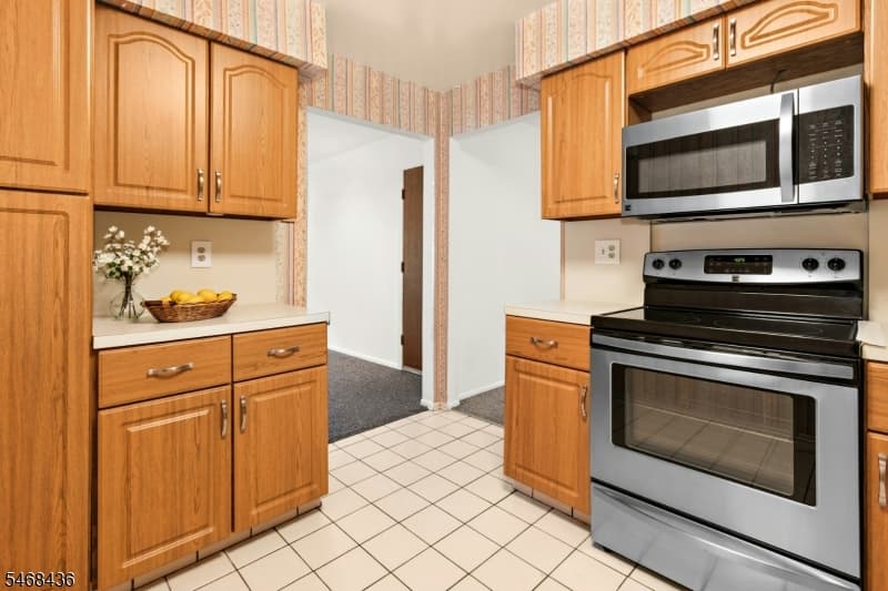 12 Wareham Ct, Scotch Plains Twp. photo 6