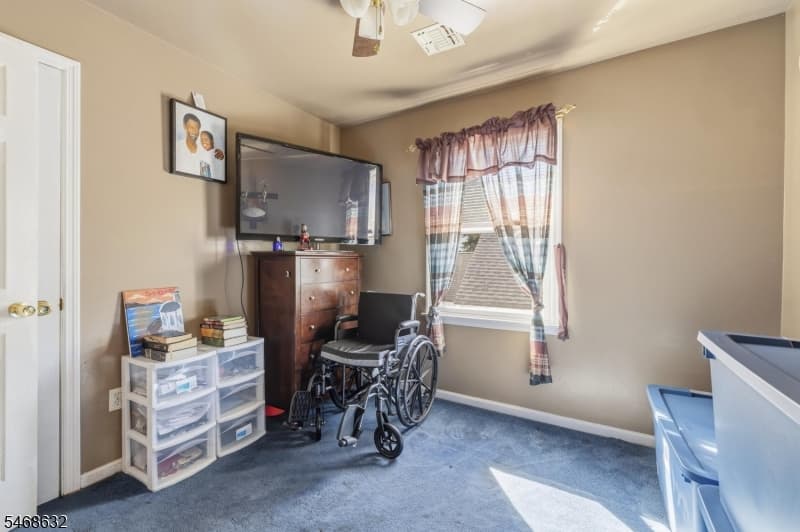 1026 Bergen Ave, Linden City photo 24