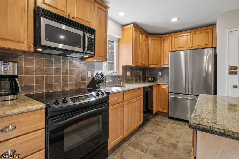 60B Troy Dr, Springfield Twp. photo 12