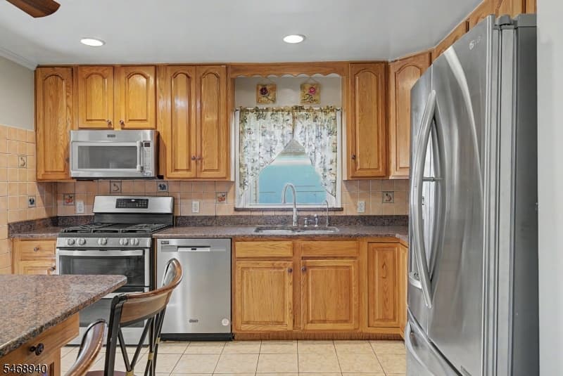 136 Headley Ter, Union Twp. photo 19