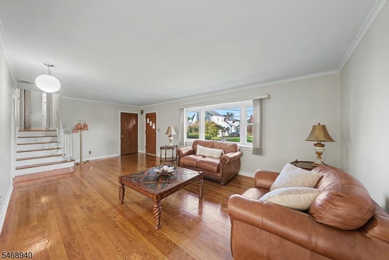 136 Headley Ter, Union Twp. photo 8