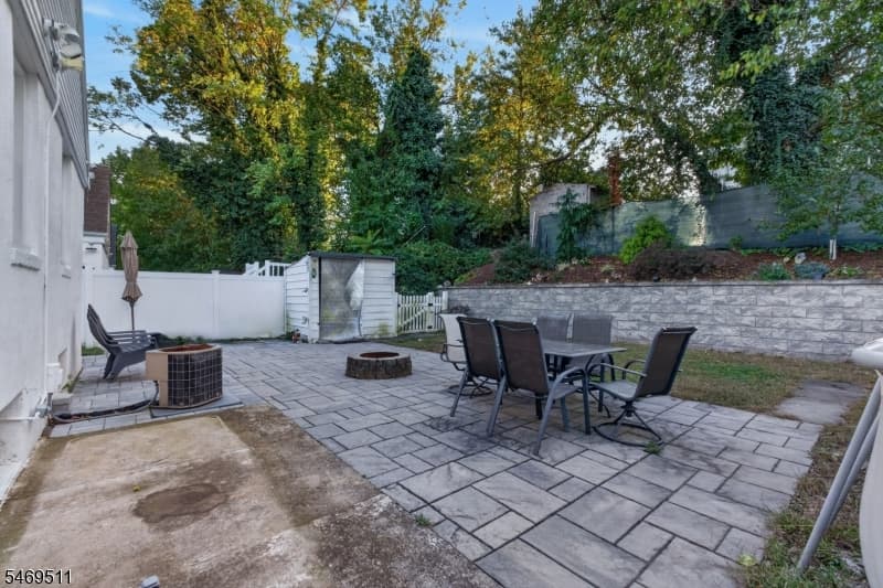 214 Floral St, Roselle Boro photo 4