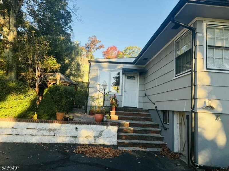 367 Summit Rd, Mountainside Boro photo 3