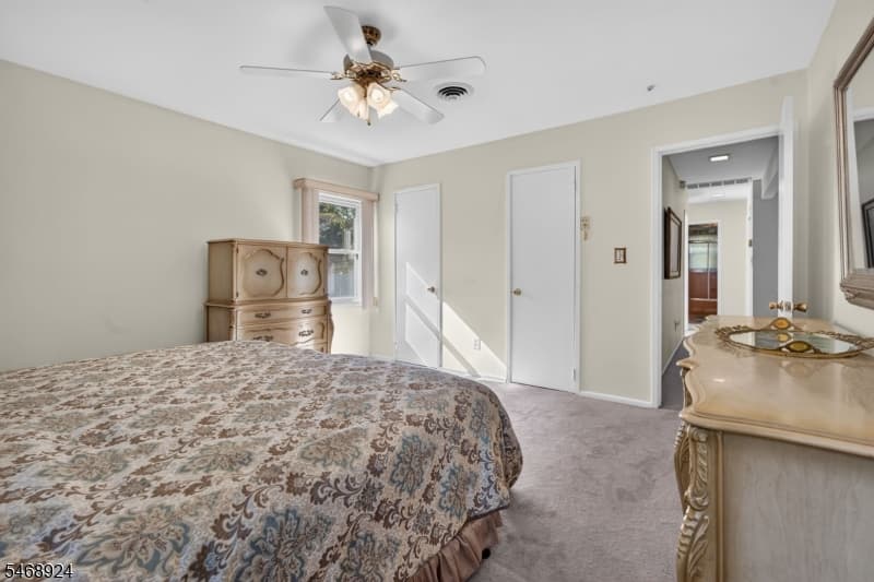 38 Nomahegan Ct, Cranford Twp. photo 17
