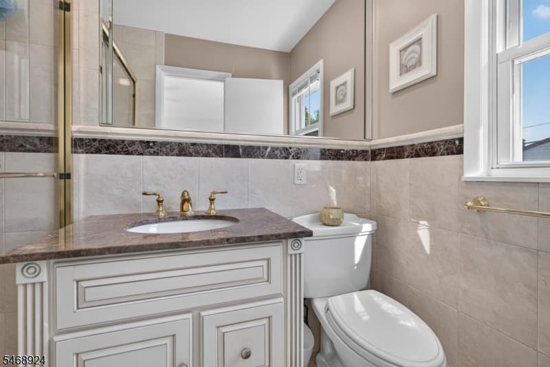 38 Nomahegan Ct, Cranford Twp. photo 18
