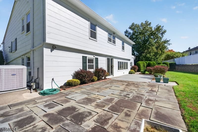 38 Nomahegan Ct, Cranford Twp. photo 38