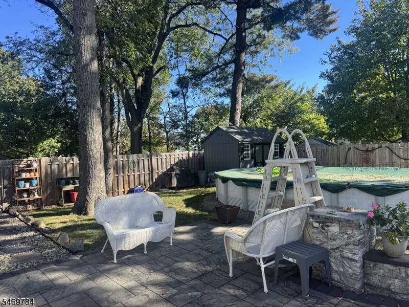 647 Duquesne Ter, Union Twp. photo 16