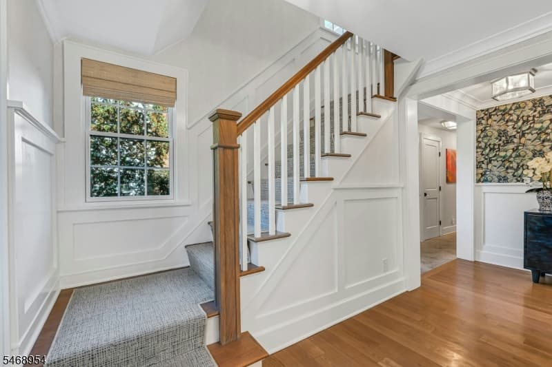 37 Fairview Ave, Summit City photo 3