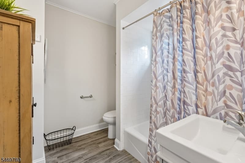 32 Lewis Ave, Summit City photo 14