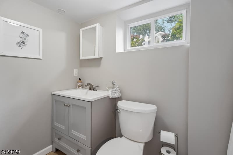 32 Lewis Ave, Summit City photo 18