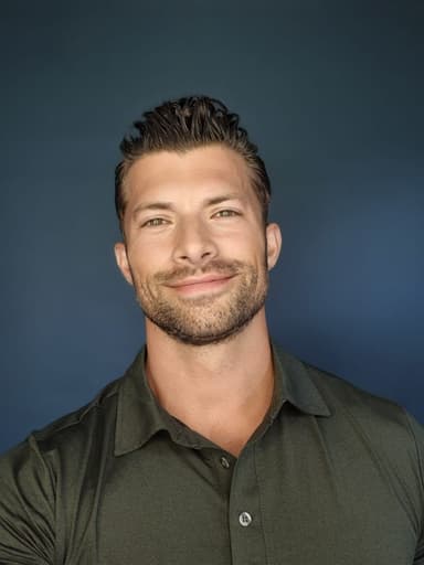 Mike Vrlaku, Branch Manager at New American Funding