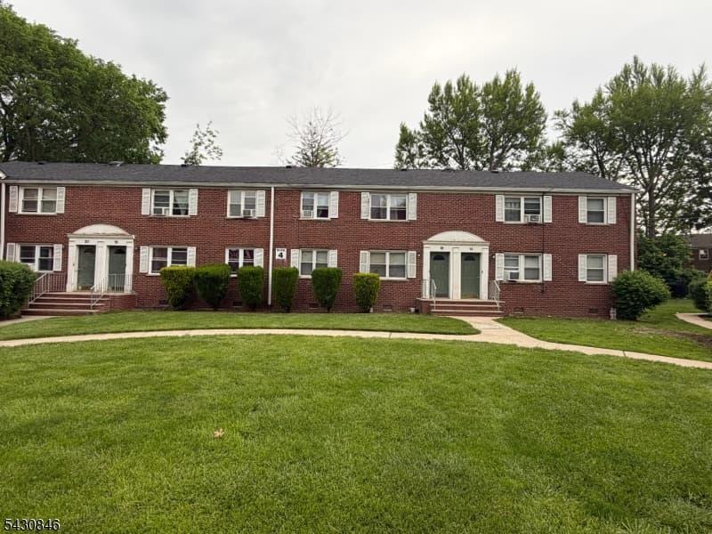 16A Carolyn Ter, Roselle Boro, Union