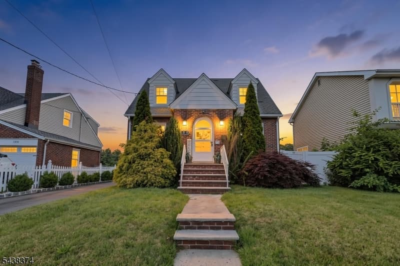 1312 Dewitt Ter, Linden City, Union