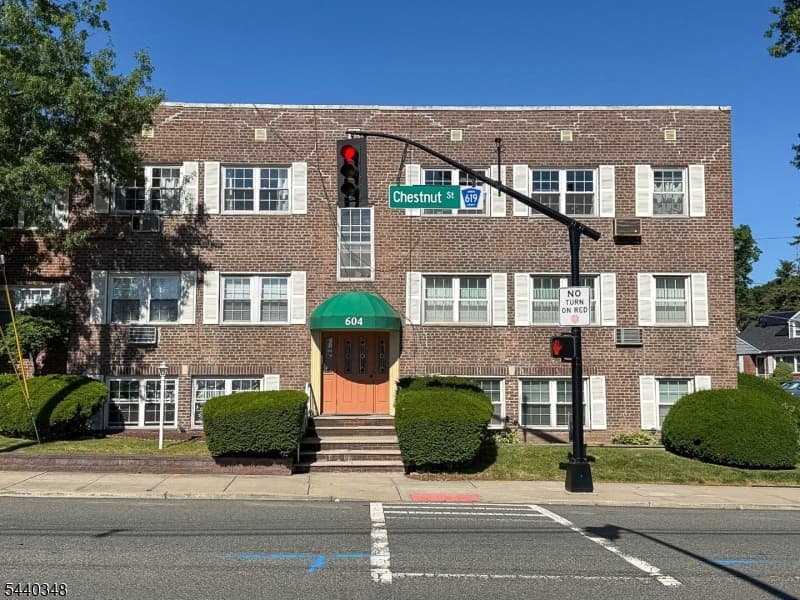604-D Chestnut St, Union Twp., Union