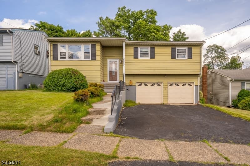 2037 Tampa Ter, Union Twp., Union