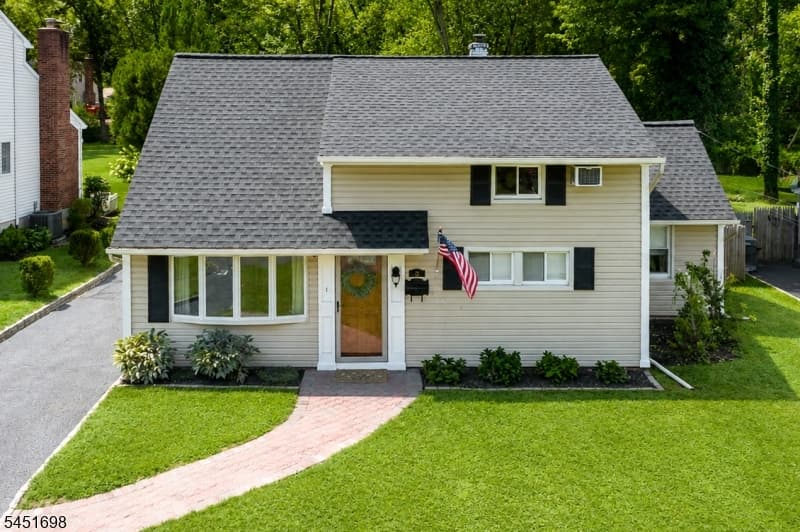 52 Delmore Ave, Berkeley Heights Twp., Union