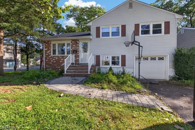 305 William St, Scotch Plains Twp., Union