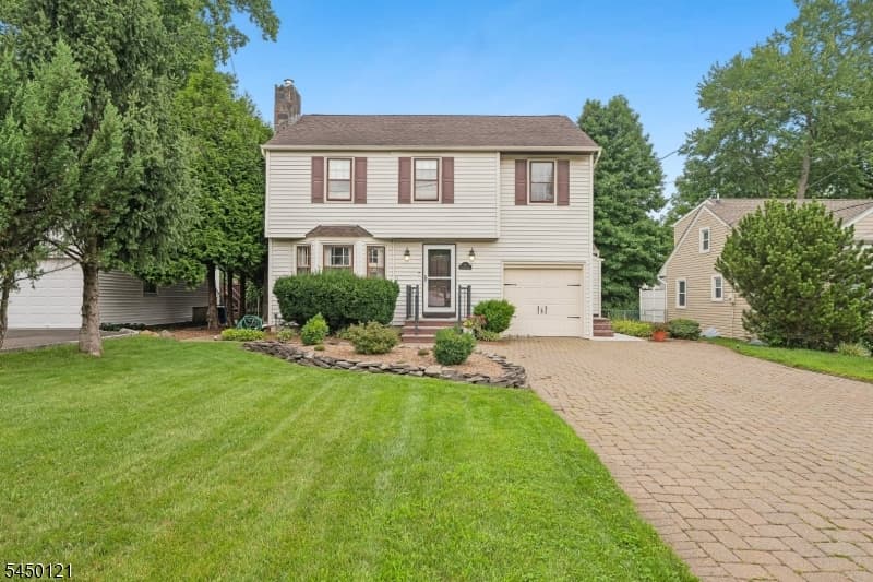 611 Brookside Pl, Cranford Twp., Union