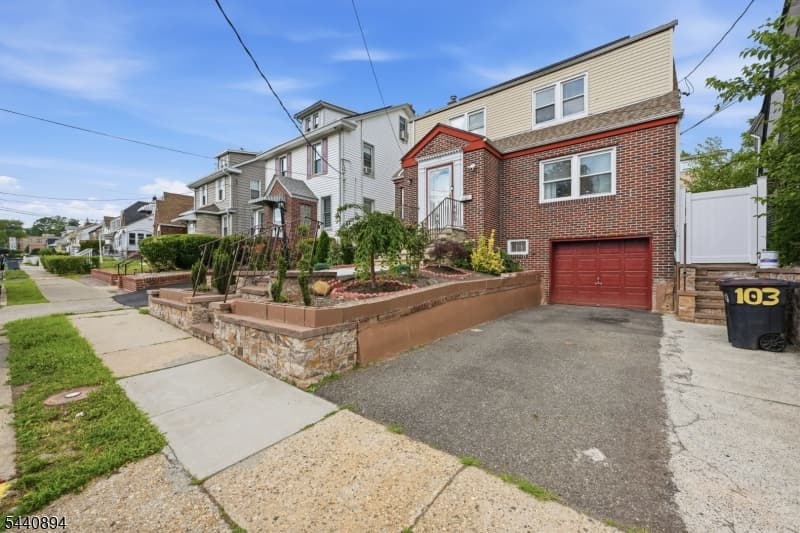 103 Bailey Ave, Hillside Twp., Union