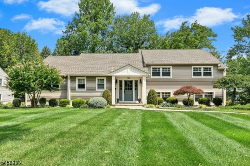 753 Hyslip Ave, Westfield Town, Union