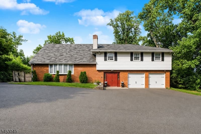 472 Summit Rd, Mountainside Boro, Union