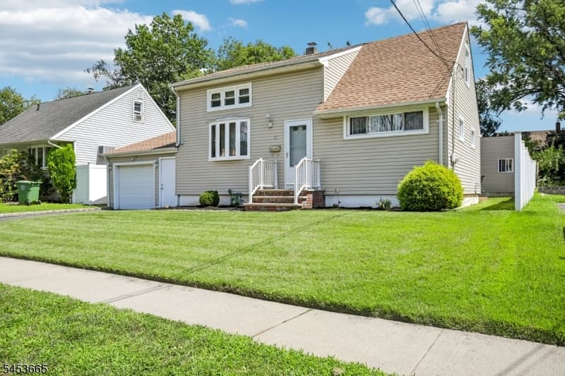 10 Independence Dr, Roselle Boro, Union
