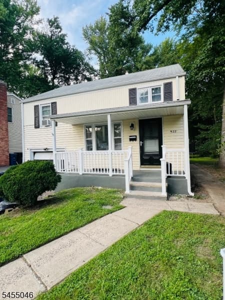 925 Sterling Steet, Plainfield City