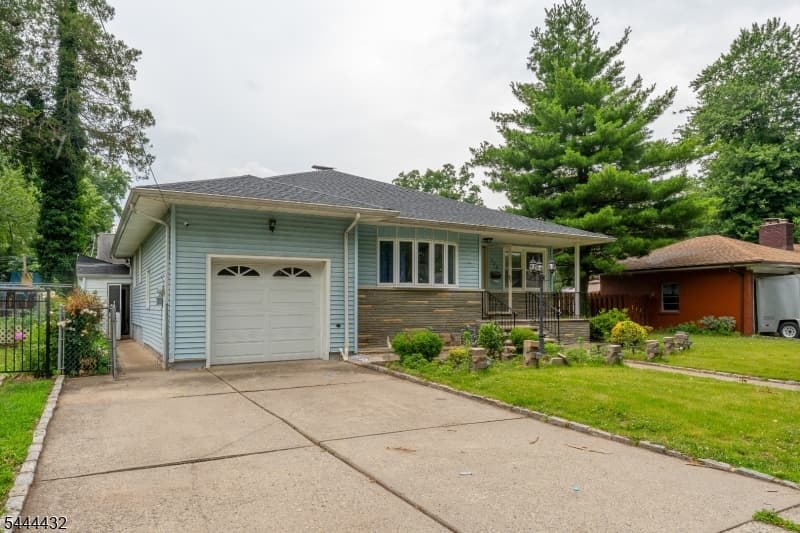 328 W Inman Ave, Rahway City