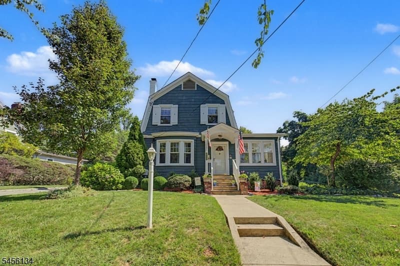 117 Severin Ct, Cranford Twp.