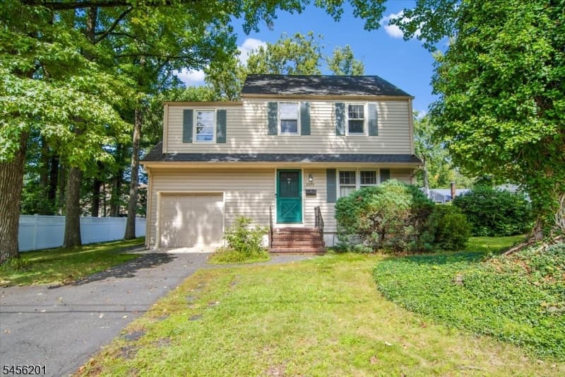 2075 Meadowview Rd, Scotch Plains Twp.