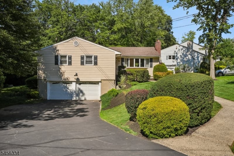 14 Burlington Rd, Berkeley Heights Twp.