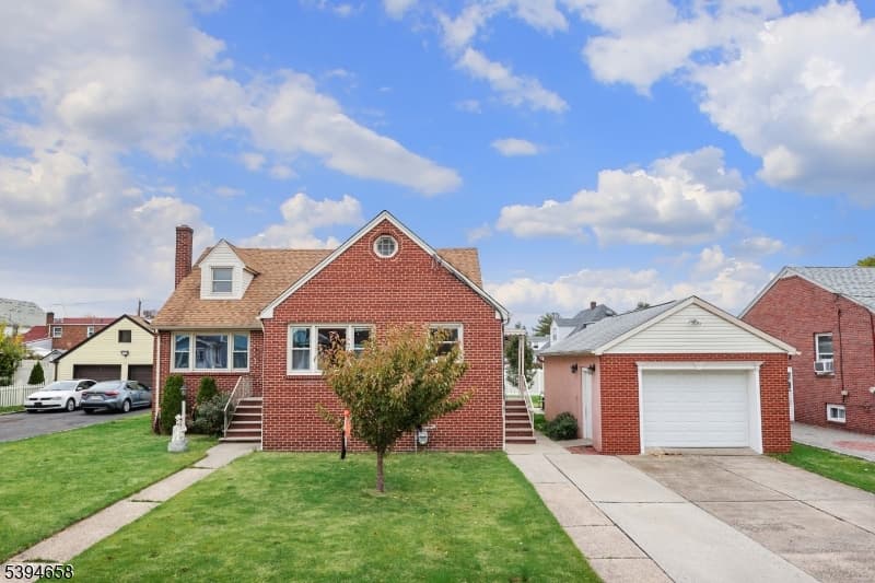825 Dennis Pl, Linden City