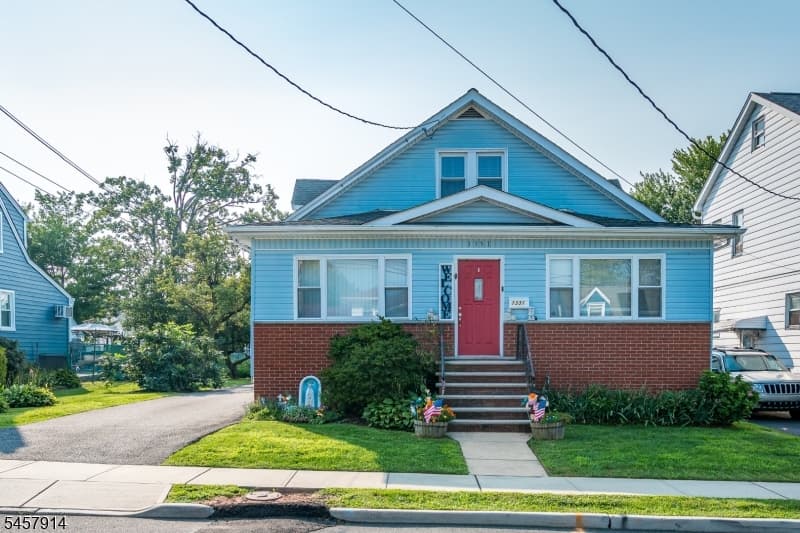 1331 Center St, Union Twp.