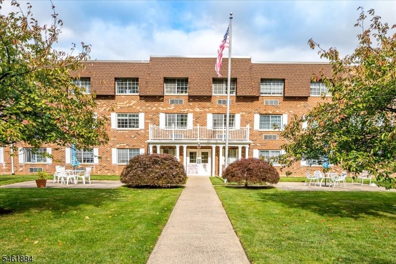 255 Tucker Ave, Union Twp.