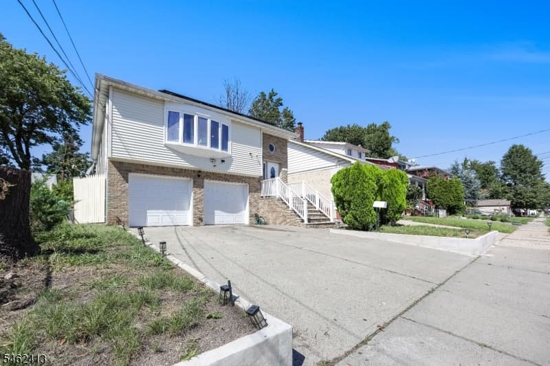 1511 Essex Ave, Linden City