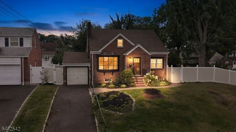 303 Huntington Rd, Union Twp.