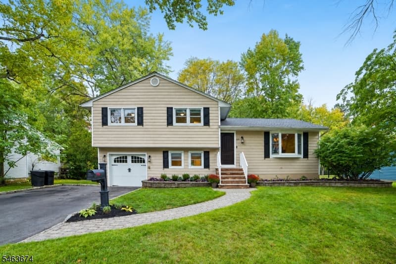 123 River Bend Rd, Berkeley Heights Twp.
