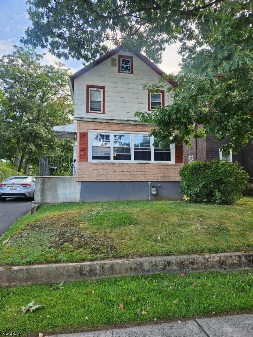 215 W 3Rd Ave, Roselle Boro
