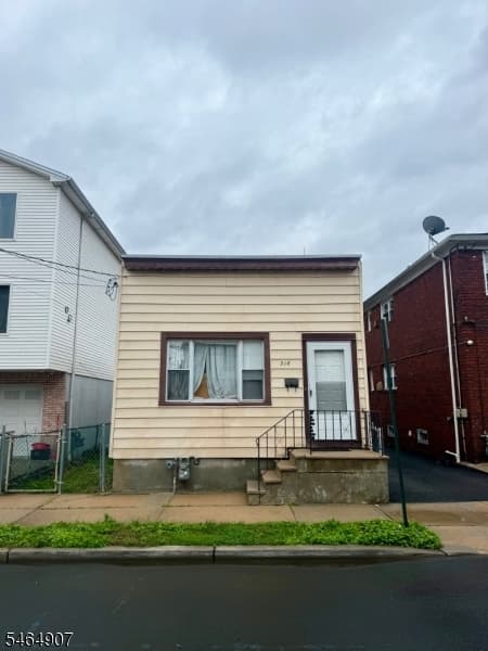 218 Florida St, Elizabeth City