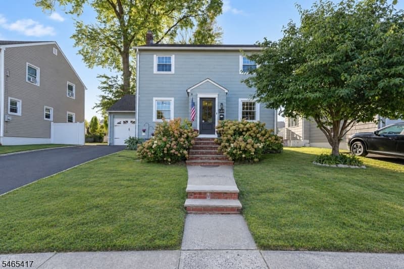 644 Golf Ter, Union Twp.