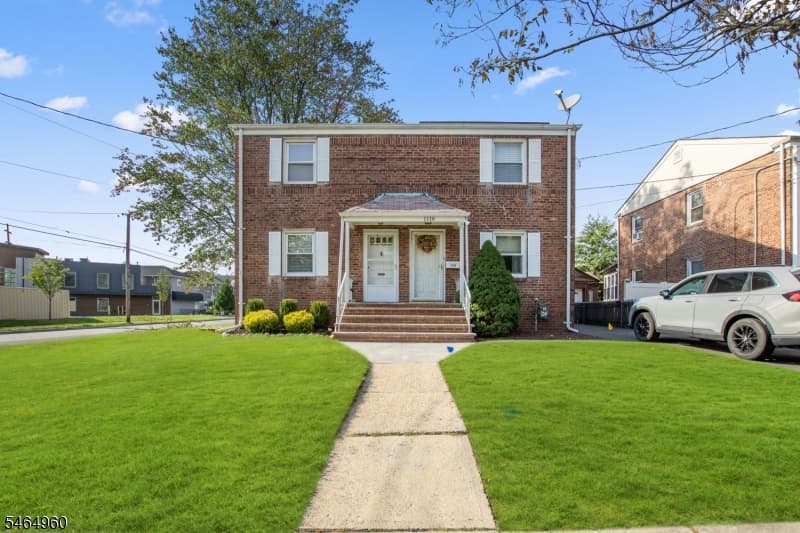 1118 W Henry St, Linden City