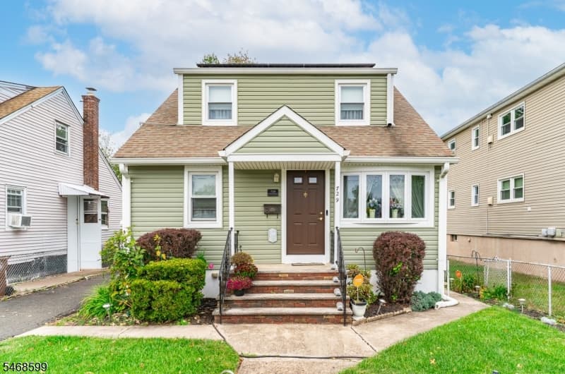 729 E Curtis St, Linden City