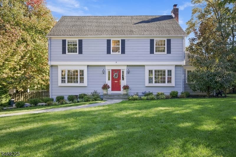 4 MANOR HILL RD, Summit City