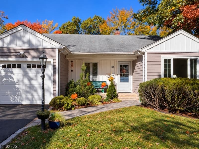 58 Grant Ave, New Providence
