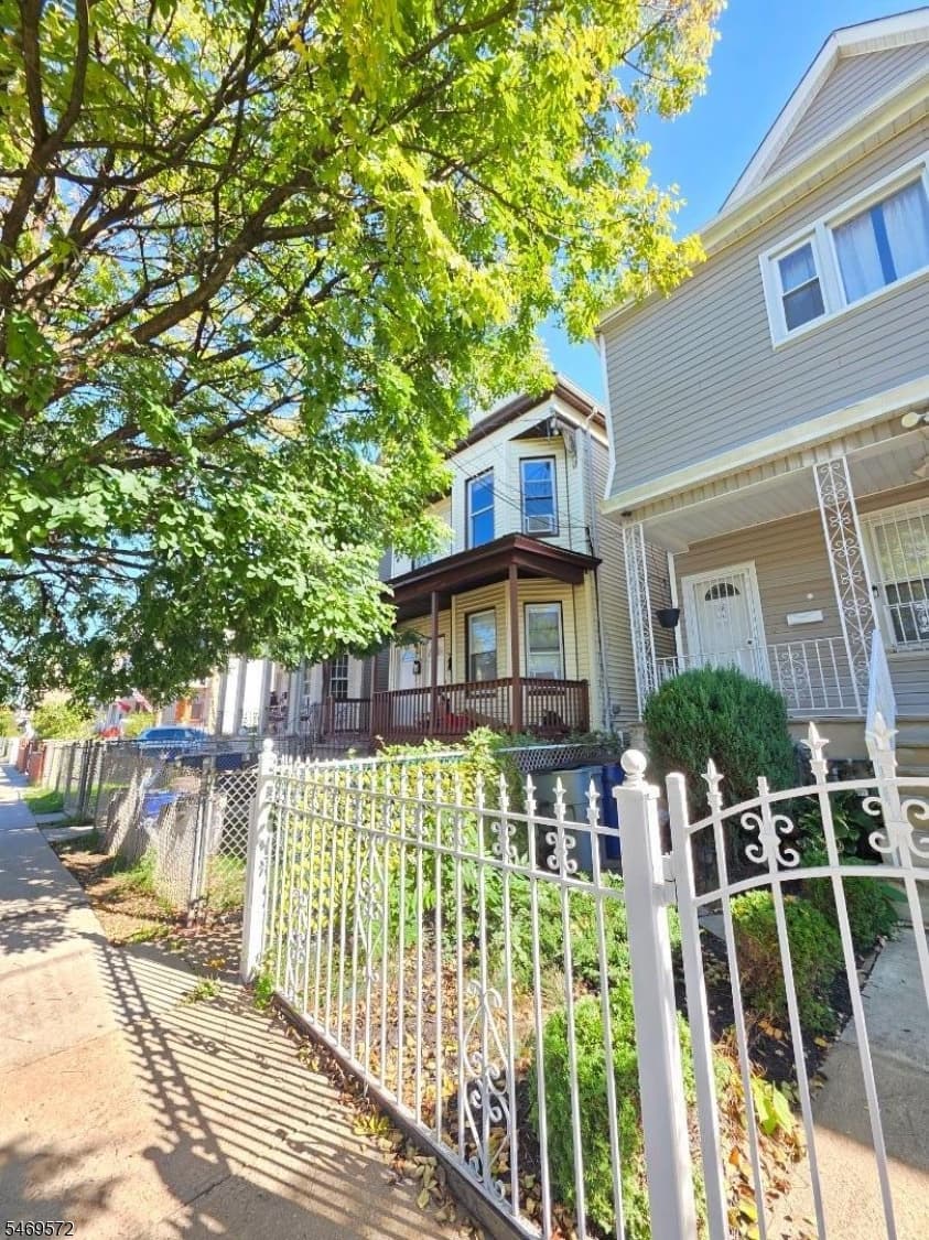 579 Monroe Ave, Elizabeth City