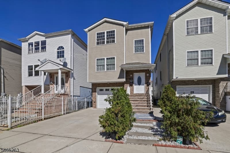 1063 William St, Elizabeth City