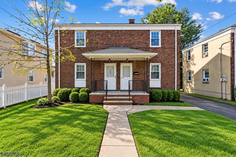 415 Spruce, Linden City